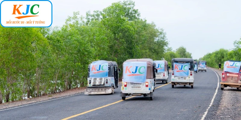 Các sự kiện tiếp nối giải đua tuktuk 102 của KJC